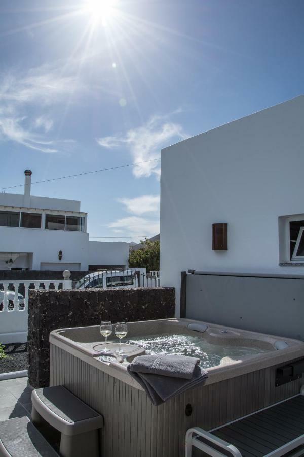 Casa Tahiche - Jacuzzi, Wifi & Bbqヴィラ エクステリア 写真